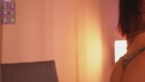 Snapshot of _lissana_scott chatting on 12/15/25, 09:30 Lissana online show from 12/15/25, 09:30