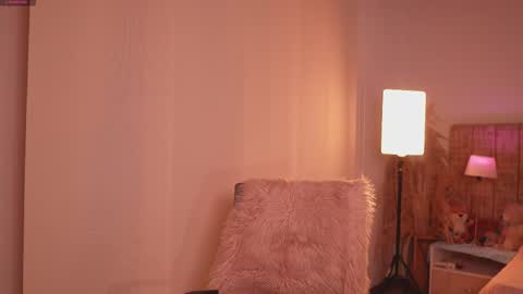 Snapshot of _lissana_scott chatting on 12/20/25, 09:22 Lissana online show from 12/20/25, 09:22