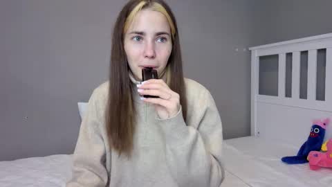 Emma online show from 11/24/25, 06:46