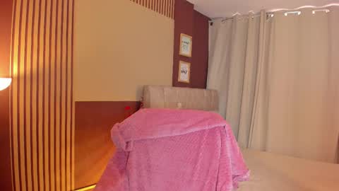 Ivy 3 online show from 03/19/26, 07:07