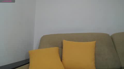 Snapshot of _little_witch chatting on 12/29/24, 09:50 Elsa online show from 12/29/24, 09:50