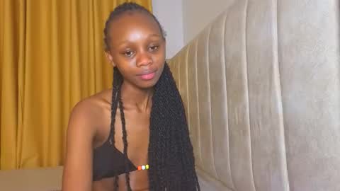 Littlevenus online show from 11/03/25, 09:48