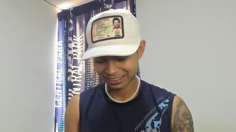 Snapshot of _logan_colton_ chatting on 10/17/25, 07:49 _logan_colton_ online show from 10/17/25, 07:49