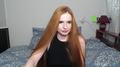 Snapshot of _lonelycat_ chatting on 12/03/25, 08:40 Katya online show from 12/03/25, 08:40