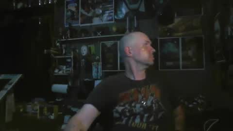 That guy online show from 11/25/25, 07:19