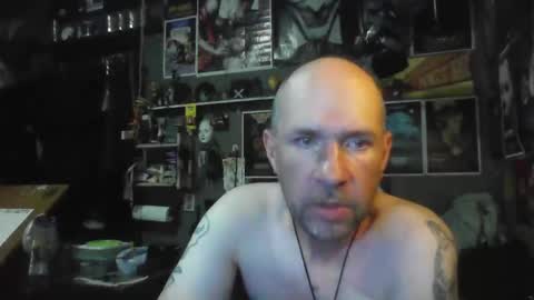 That guy online show from 04/11/26, 03:55