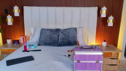 Luisa merrid online show from 04/15/26, 12:01