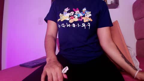 Lorrayne online show from 01/17/25, 11:49