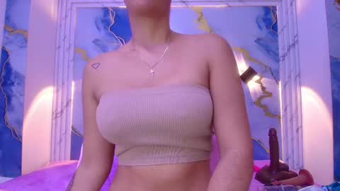 Lorrayne online show from 11/21/25, 12:04