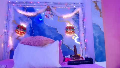 Lorrayne online show from 12/17/25, 12:11