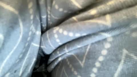 Snapshot of _love_pussy chatting on 11/28/25, 10:40 Love huge buttplug up my ass online show from 11/28/25, 10:40