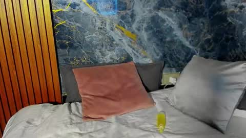 _luca_flame online show from 09/16/25, 08:54