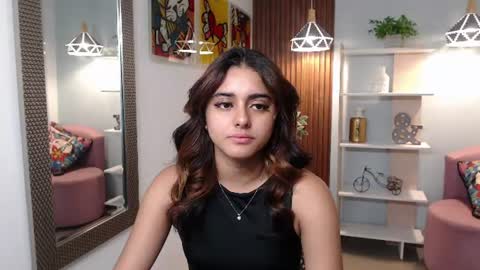 Snapshot of _lucy_grey chatting on 06/25/26, 11:04 Lucy online show from 06/25/26, 11:04