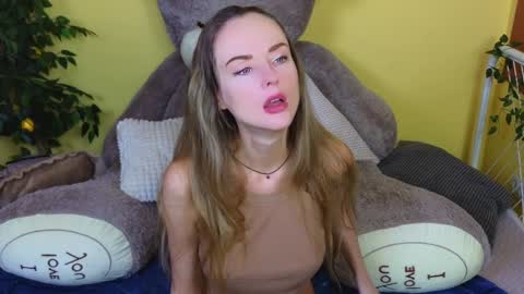 Lullaby online show from 02/08/25, 03:00