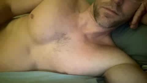 Snapshot of _lululeo_ chatting on 02/04/26, 04:29 _lululeo_ online show from 02/04/26, 04:29