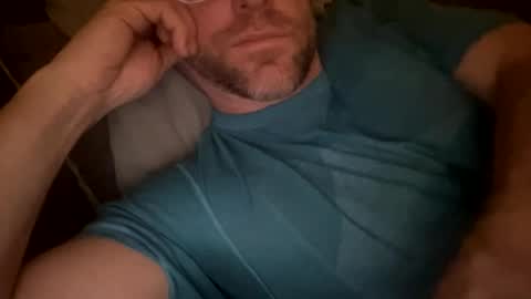 Snapshot of _lululeo_ chatting on 02/10/26, 02:04 _lululeo_ online show from 02/10/26, 02:04