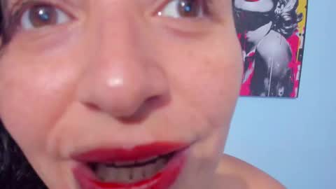  luna  sweet  online show from 09/29/25, 09:08