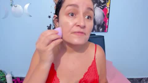  luna  sweet  online show from 10/22/25, 08:08