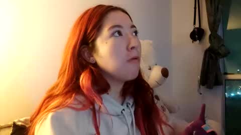 Snapshot of _lunaa__ chatting on 02/11/25, 04:44 _lunaa__ online show from 02/11/25, 04:44