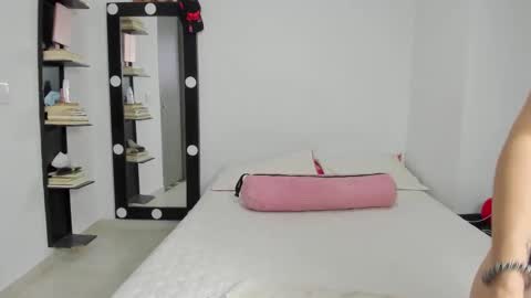 Snapshot of _lunapetite chatting on 09/12/25, 12:33 Luna online show from 09/12/25, 12:33