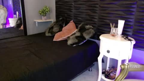 Snapshot of _lustyles_ chatting on 03/22/26, 07:34 _lustyles_ online show from 03/22/26, 07:34