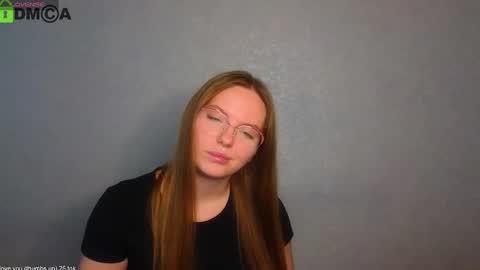 Welcome guys  Pleasure to see you all here  My name is Lysafeta and MichaelaTip menu is active Private is open  online show from 02/01/25, 11:21