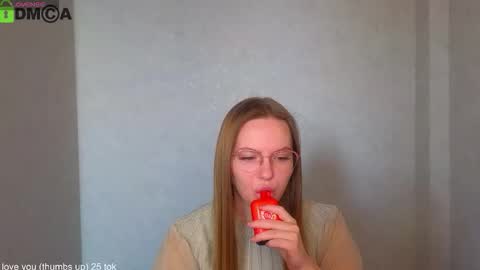 Snapshot of _lysafeta_ chatting on 03/12/26, 04:51 Welcome guys Pleasure to see you all here My name is Lysafeta and MichaelaTip menu is active Private is open online show from 03/12/26, 04:51