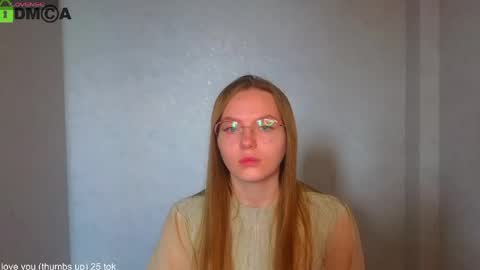 Snapshot of _lysafeta_ chatting on 04/22/26, 06:16 Welcome guys Pleasure to see you all here My name is Lysafeta and MichaelaTip menu is active Private is open online show from 04/22/26, 06:16