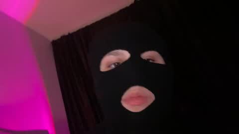 Snapshot of _mafiababes chatting on 02/12/25, 04:55 Chloe white Rebecca black online show from 02/12/25, 04:55