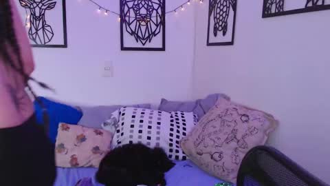 Snapshot of _marcela_wi chatting on 03/12/25, 10:39 Marce  online show from 03/12/25, 10:39