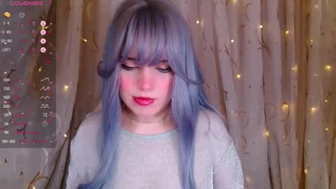 Kira online show from 03/04/25, 11:51