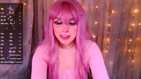 Kira online show from 09/23/25, 08:39