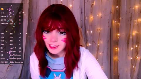 Kira online show from 10/14/25, 08:37