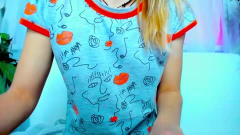 Scarlett online show from 01/25/25, 04:56