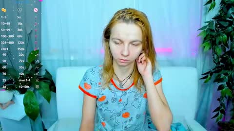 Scarlett online show from 01/30/25, 01:33