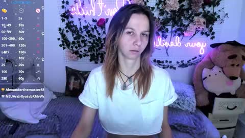 Scarlett online show from 12/17/25, 01:50