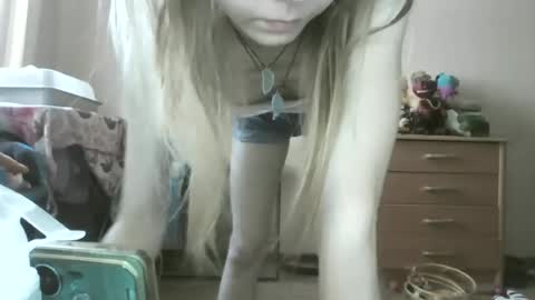 Snapshot of _mari_so chatting on 07/01/26, 11:12 Scarlett online show from 07/01/26, 11:12