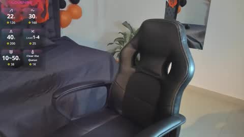 Snapshot of _maria_foxx_ chatting on 10/16/25, 08:32 Maria online show from 10/16/25, 08:32