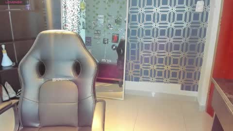 Maria online show from 11/22/25, 07:02