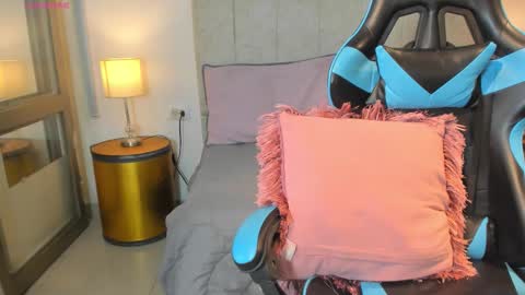 Maria online show from 02/16/26, 06:04