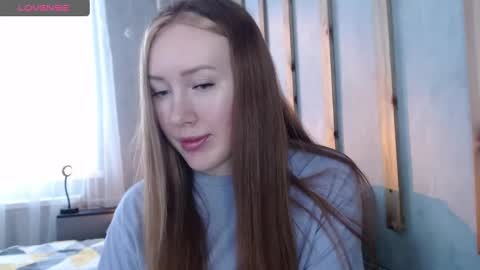 Snapshot of _marianne_ chatting on 02/21/25, 07:12 online show from 02/21/25, 07:12