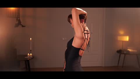 Snapshot of _mariarty_ chatting on 10/30/25, 09:15 Marie -   -25 discount online show from 10/30/25, 09:15