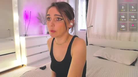 Mari online show from 05/17/26, 07:50