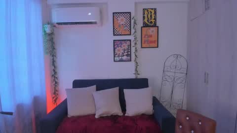 mar online show from 10/09/25, 03:43