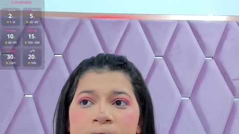 Snapshot of _maskedgirl_ chatting on 11/08/25, 09:09 Nahayo online show from 11/08/25, 09:09