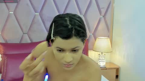 Snapshot of _maskedgirl_ chatting on 11/20/25, 09:09 Nahayo online show from 11/20/25, 09:09