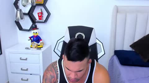 _matthew_santos_ online show from 01/18/25, 01:52