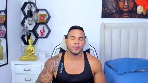 _matthew_santos_ online show from 10/08/25, 11:13