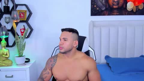 _matthew_santos_ online show from 10/30/25, 10:32