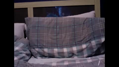 _maverick1985_ online show from 01/12/25, 04:18